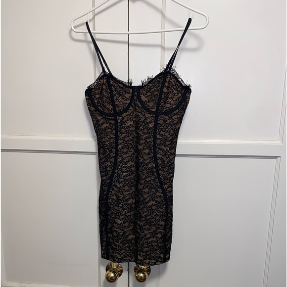 SHEIN Allurite Small Lace Bodycon Sexy Cami Dress - Picture 2 of 9